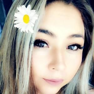 Meet your Posher, Anabel